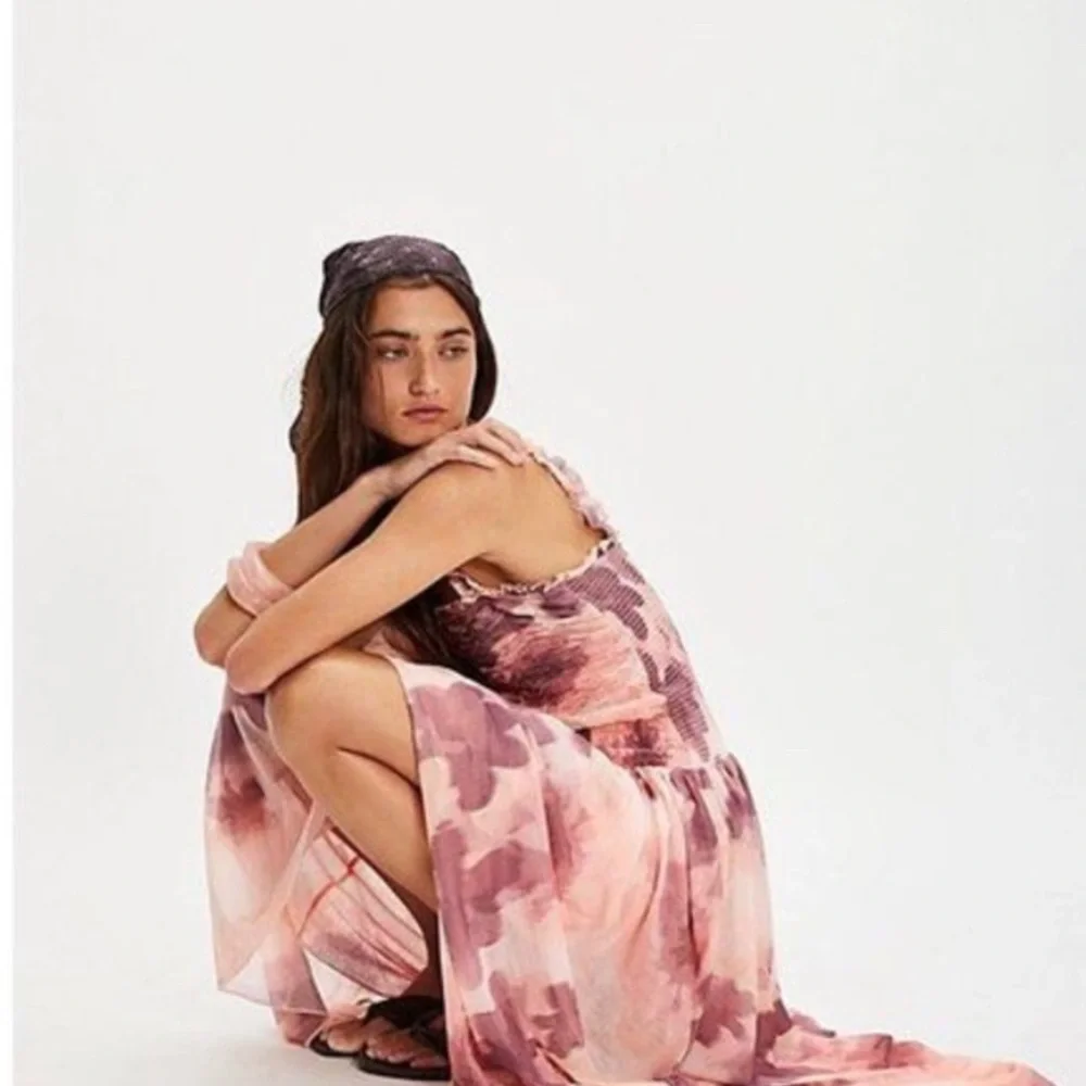 Free People NWOT Tessa Smocked Dress in Pink Rose Size Large - Picture 4 of 6